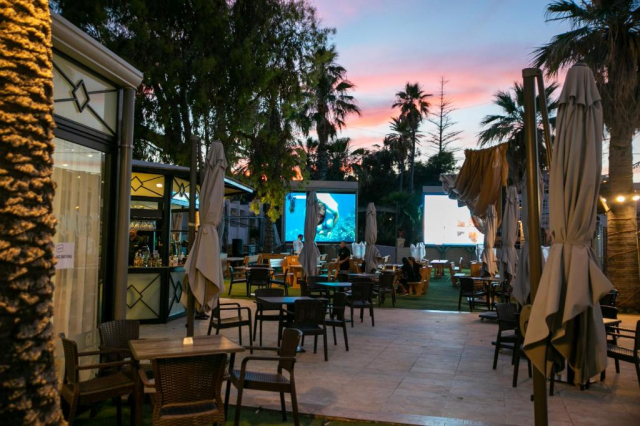 05.09 avion Bucuresti, Malta St. Julian's, Beach Garden Hotel 567 EURO, 7 nopti, Fara masa