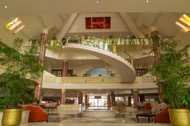 07.09 avion Bucuresti, Egipt Hurghada City, Pharaoh Azur Resort 518 EURO, 7 nopti, All inclusive