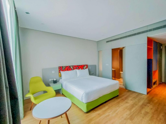 23.08 avion Bucuresti, Emiratele Arabe Unite Dubai, Ibis Styles Hotel Jumeira 528 EURO, 7 nopti, Mic dejun inclus