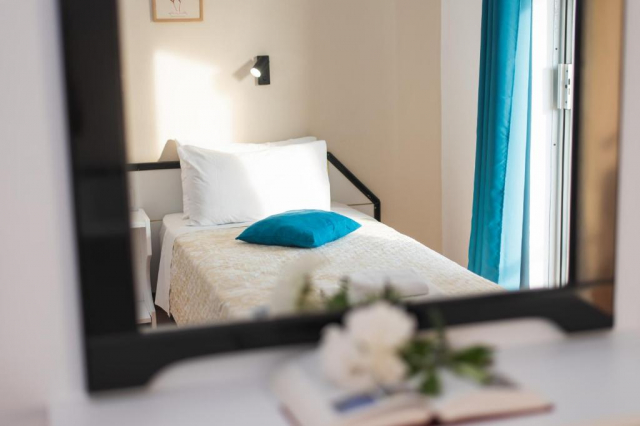 30.07 avion Bucuresti, Grecia Kavos, Sandy Beach Complex 567 EURO, 7 nopti, Fara masa