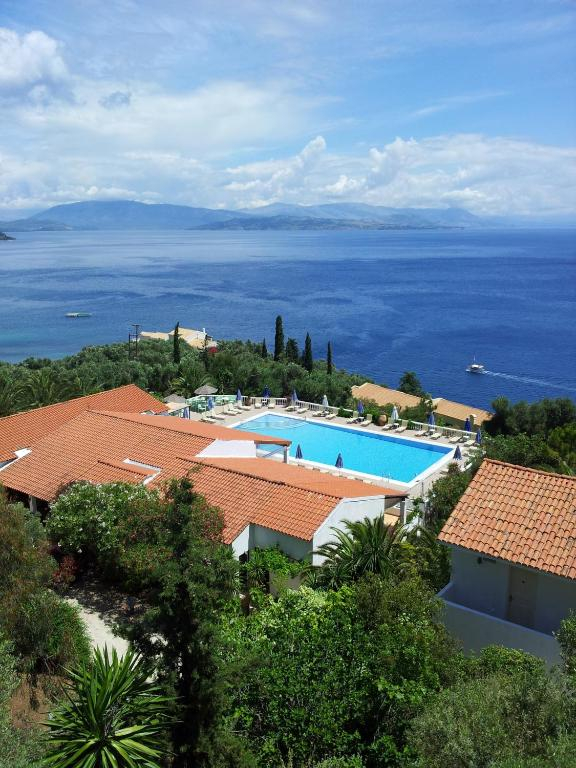 30.07 avion Bucuresti, Grecia Barbati, Nautilus Hotel 675 EURO, 7 nopti, Demipensiune inclusa