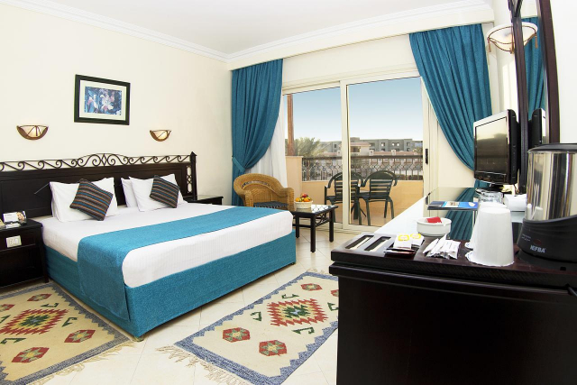 17.08 avion Bucuresti, Egipt Sahl Hasheesh, Pyramisa Beach Resort Sahl Hasheesh 645 EURO, 7 nopti, All inclusive