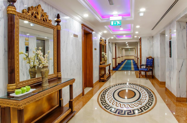 23.08 avion Bucuresti, Emiratele Arabe Unite Dubai, Hotel Grand Excelsior Bur Dubai 538 EURO, 7 nopti, Mic dejun inclus