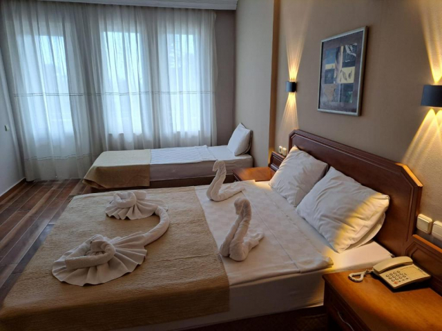 04.09 avion Bucuresti, Turcia Kemer, Nex Royal Beach Hotel 430 EURO, 7 nopti, All inclusive