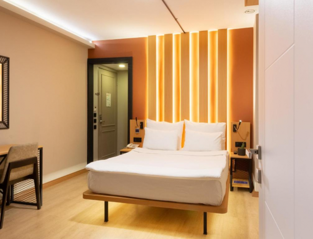 18.08 avion Bucuresti, Turcia Istanbul, Antik Hotel 508 EURO, 5 nopti, Mic dejun inclus