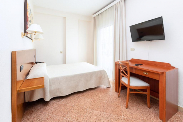 609 EURO - Last Minute Spania - Insula Tenerife HC Hotel Magec