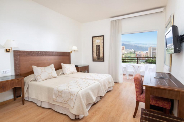 609 EURO - Last Minute Spania - Insula Tenerife HC Hotel Magec