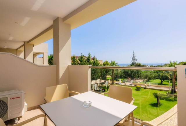 11.09 avion Bucuresti, Grecia Alykes, Remezzo Studios & Apartments 489 EURO, 7 nopti, Fara masa