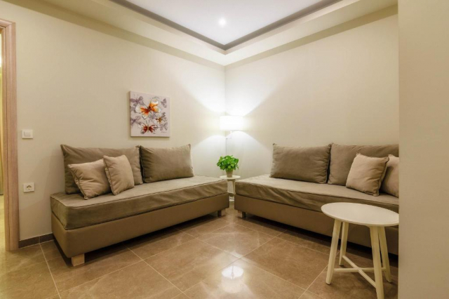 11.09 avion Bucuresti, Grecia Alykes, Remezzo Studios & Apartments 489 EURO, 7 nopti, Fara masa