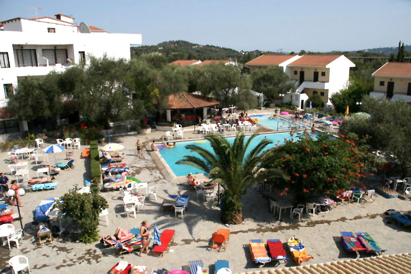 10.09 avion Bucuresti, Grecia Dassia, Dassia Holiday Club 528 EURO, 7 nopti, All inclusive