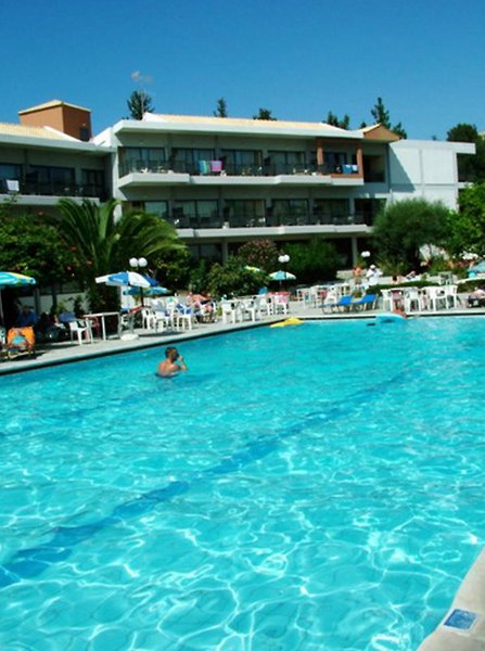 10.09 avion Bucuresti, Grecia Dassia, Dassia Holiday Club 528 EURO, 7 nopti, All inclusive