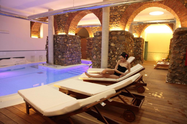 28.09 avion Bucuresti, Italia Alghero, Hotel La Margherita & SPA 557 EURO, 7 nopti, Fara masa