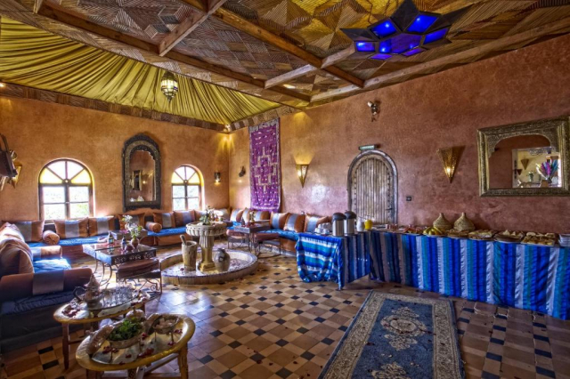 02.10 avion Bucuresti, Maroc Marrakech, Kasbah Le Mirage & Spa 518 EURO, 7 nopti, Mic dejun inclus