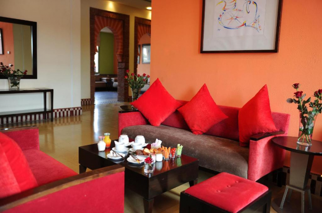 02.10 avion Bucuresti, Maroc Marrakech, Ibis Marrakech Palmeraie 518 EURO, 7 nopti, Fara masa