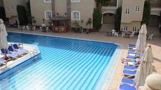 358 EURO - Last Minute zbor din Bucuresti Egipt - Hurghada Hotel Elysees Dream Beach Hurghada