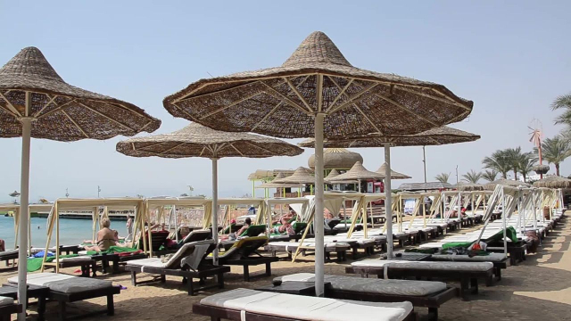 358 EURO - Last Minute zbor din Bucuresti Egipt - Hurghada Hotel Elysees Dream Beach Hurghada