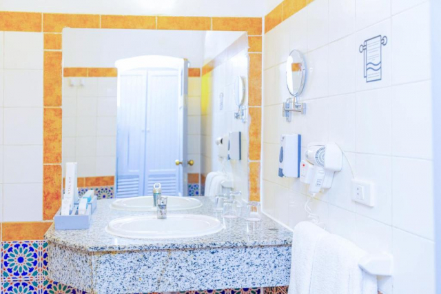 388 EURO - Last Minute zbor din Bucuresti Egipt - Hurghada Hotel Protels Beach Club and Spa Resort