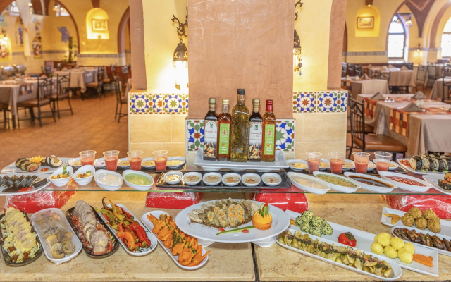 388 EURO - Last Minute zbor din Bucuresti Egipt - Hurghada Hotel Protels Beach Club and Spa Resort