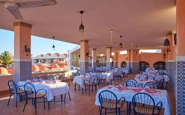 408 EURO - Last Minute zbor din Bucuresti Egipt - Hurghada Hotel Protels Crystal Beach Resort