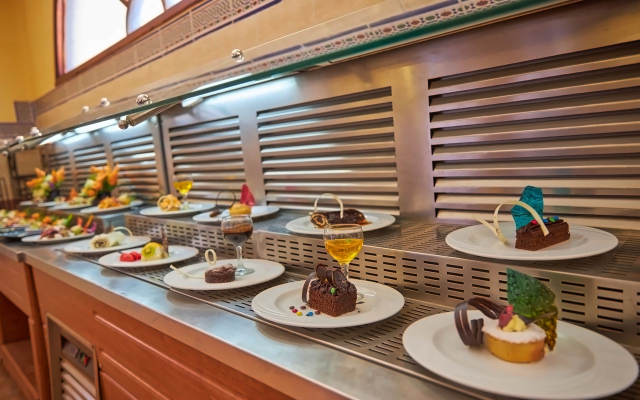408 EURO - Last Minute zbor din Bucuresti Egipt - Hurghada Hotel Protels Crystal Beach Resort