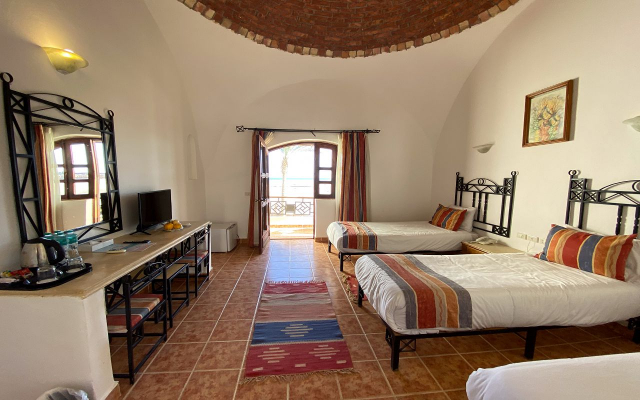 408 EURO - Last Minute zbor din Bucuresti Egipt - Hurghada Hotel Protels Crystal Beach Resort