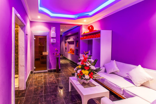 572 EURO - Last Minute zbor din Iasi Egipt - Hurghada Hotel Jasmine Palace Resort
