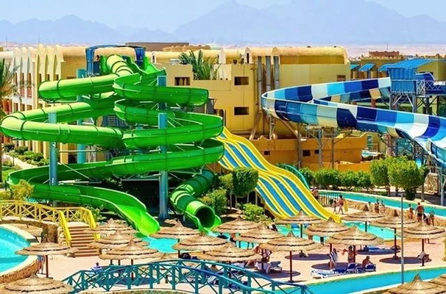 671 EURO - Last Minute zbor din Bucuresti Egipt - Hurghada Titanic Palace Hotel Hurghada