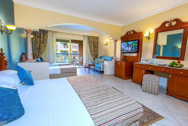 671 EURO - Last Minute zbor din Bucuresti Egipt - Hurghada Titanic Palace Hotel Hurghada