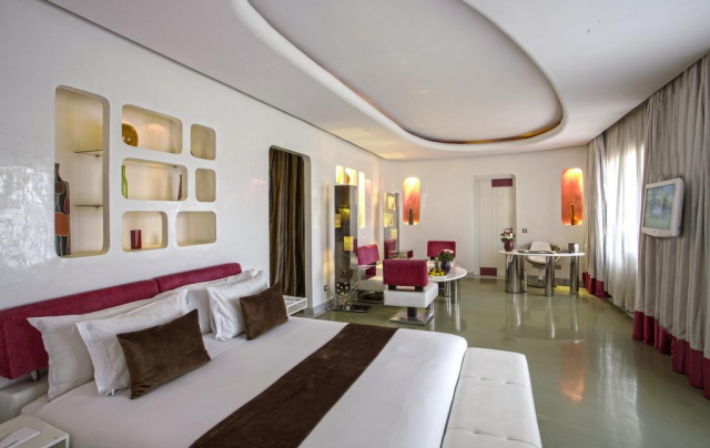 02.10 avion Bucuresti, Maroc Marrakech, La Renaissance Hotel 547 EURO, 7 nopti, Mic dejun inclus