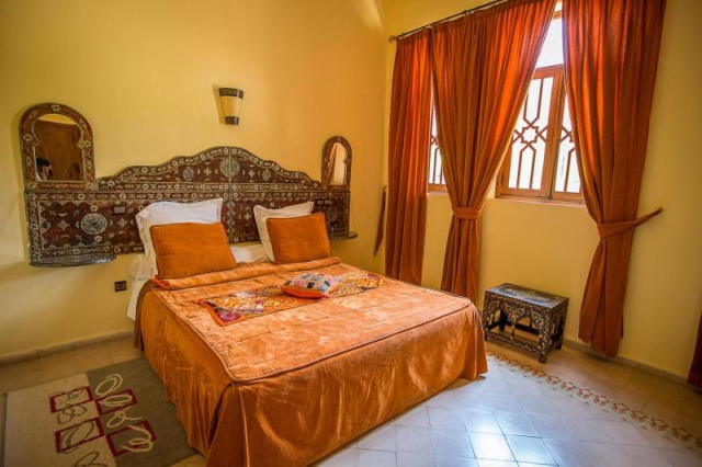 16.10 avion Bucuresti, Maroc Marrakech, Las Palmeras 508 EURO, 7 nopti, Fara masa