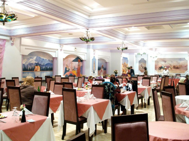 16.10 avion Bucuresti, Maroc Marrakech, Imperial Holiday Hotel & Spa 498 EURO, 7 nopti, Fara masa