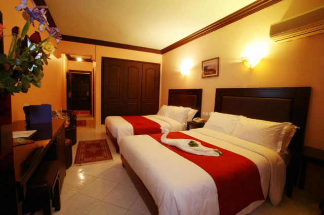 16.10 avion Bucuresti, Maroc Marrakech, Imperial Holiday Hotel & Spa 498 EURO, 7 nopti, Fara masa