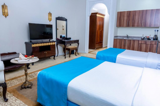 27.10 avion Bucuresti, Qatar Doha, Saraya Corniche Hotel 616 EURO, 7 nopti, Mic dejun inclus
