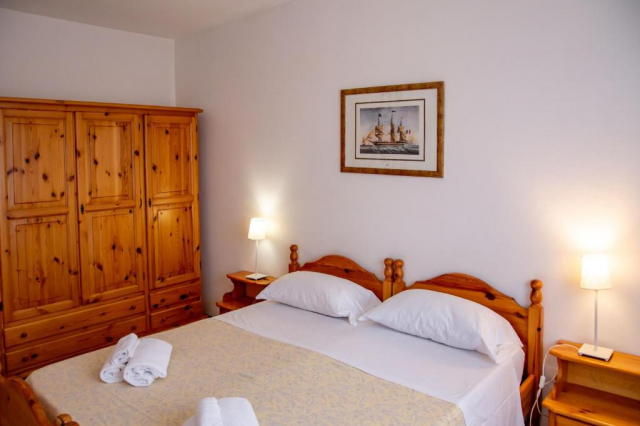 21.09 avion Bucuresti, Italia Alghero, Residence Gardenia 528 EURO, 7 nopti, Fara masa