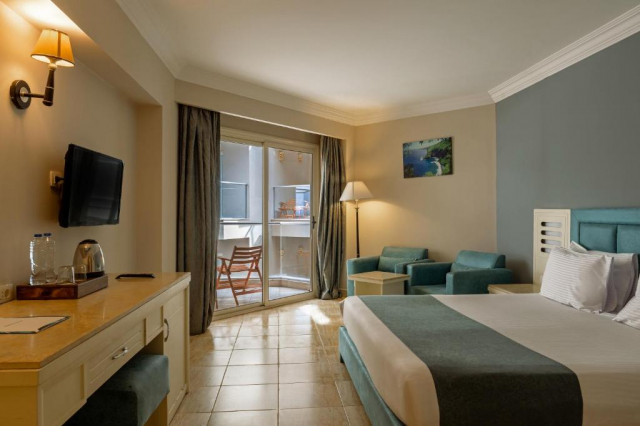 26.09 avion Bucuresti, Egipt Hurghada City, SUNRISE Alora Aqua Park Resort  (ex Caesar Palace Aqua Park) 626 EURO, 7 nopti, All inclusive
