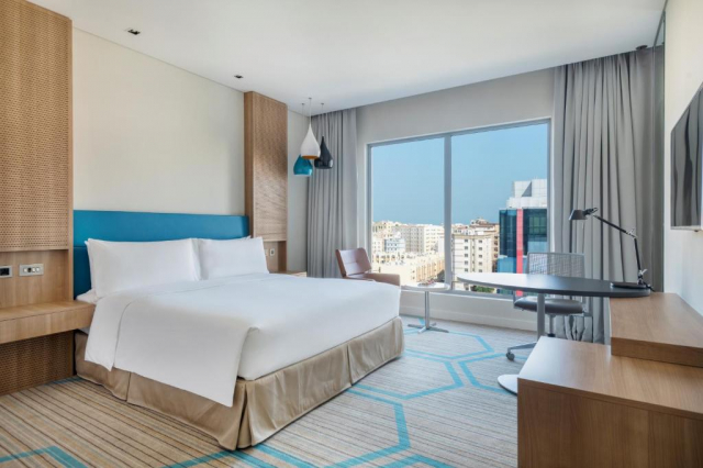 03.11 avion Bucuresti, Qatar Doha, Holiday Inn Doha The Business Park 479 EURO, 7 nopti, Fara masa