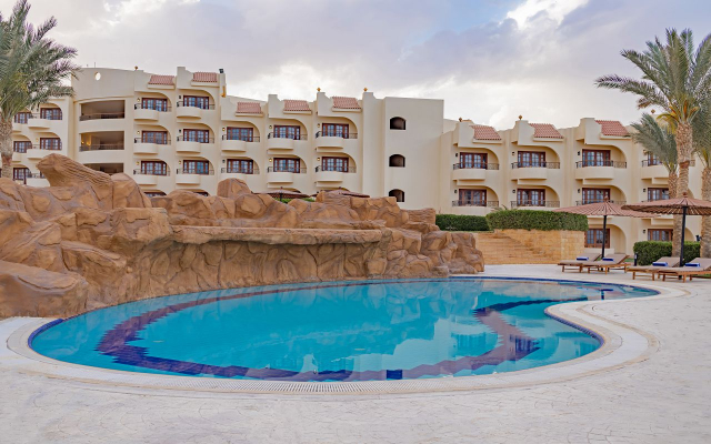 335 EURO - Last Minute zbor din Bucuresti Egipt - Hurghada Life Resorts Coral Hills