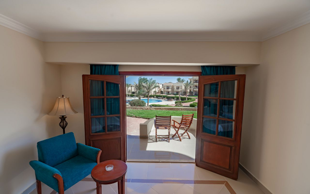 335 EURO - Last Minute zbor din Bucuresti Egipt - Hurghada Life Resorts Coral Hills