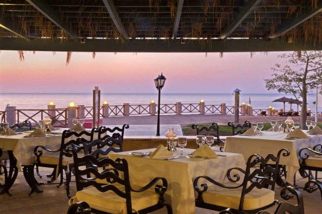 632 EURO - Last Minute zbor din Bucuresti Egipt - Sharm El Sheikh Safir Sharm Waterfalls Resort (ex. Hilton Waterfalls)