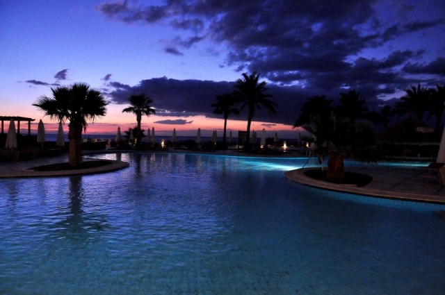 632 EURO - Last Minute zbor din Bucuresti Egipt - Sharm El Sheikh Safir Sharm Waterfalls Resort (ex. Hilton Waterfalls)