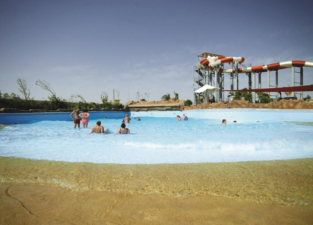 641 EURO - Last Minute zbor din Bucuresti Egipt - Sharm El Sheikh Hotel Coral Sea Water World
