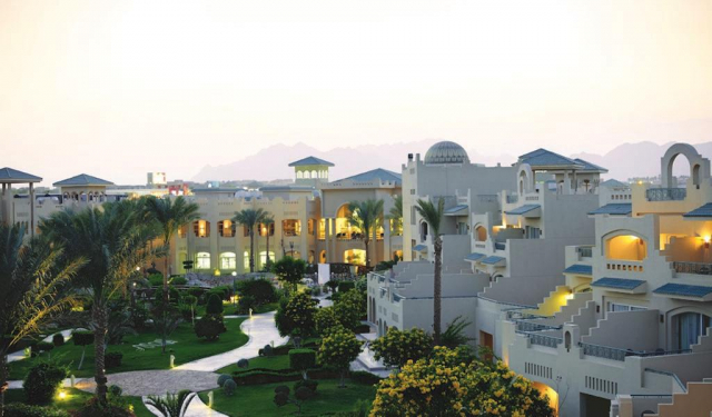 641 EURO - Last Minute zbor din Bucuresti Egipt - Sharm El Sheikh Hotel Coral Sea Water World