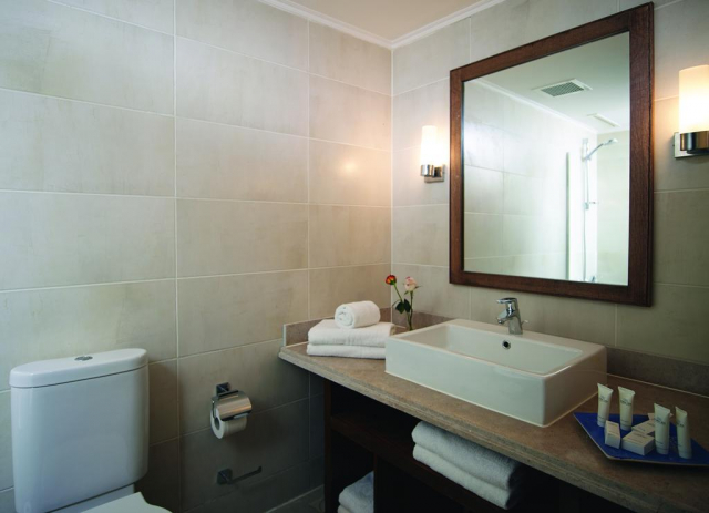 641 EURO - Last Minute zbor din Bucuresti Egipt - Sharm El Sheikh Hotel Coral Sea Water World