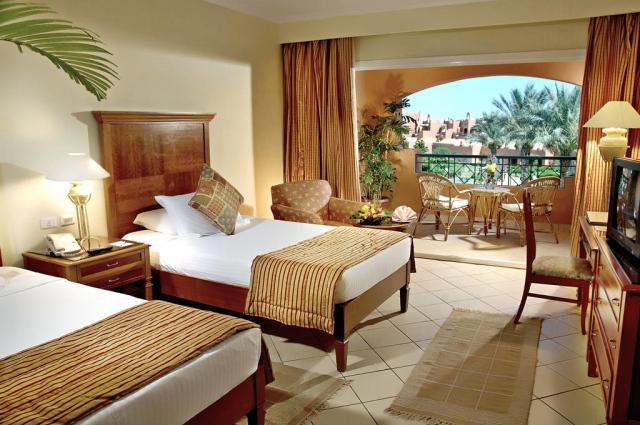 641 EURO - Last Minute zbor din Bucuresti Egipt - Sharm El Sheikh Hotel Coral Sea Water World