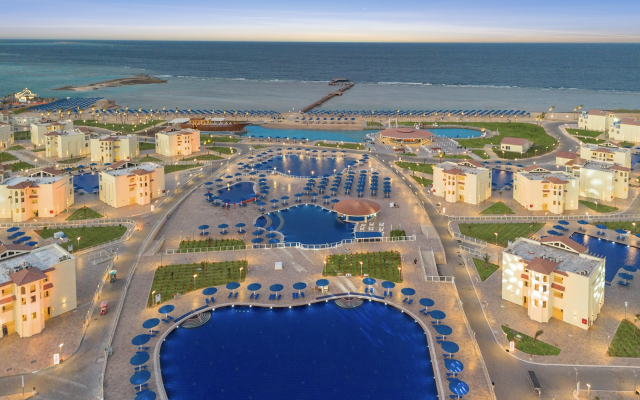 720 EURO - Last Minute zbor din Bucuresti Egipt - Hurghada Hotel Albatros Makadi Resort