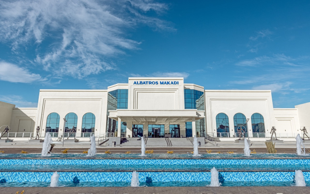 720 EURO - Last Minute zbor din Bucuresti Egipt - Hurghada Hotel Albatros Makadi Resort