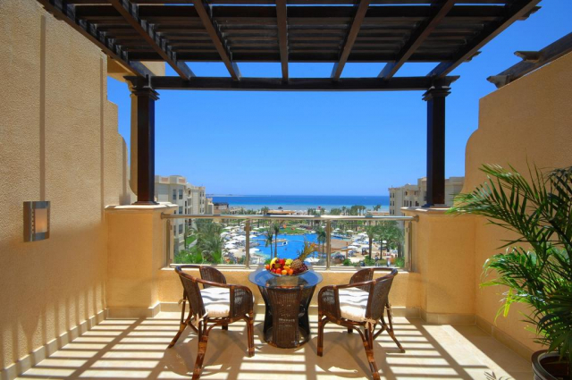 726 EURO - Last Minute zbor din Bucuresti Egipt - Hurghada Hotel Tropitel Sahl Hasheesh