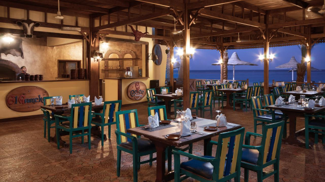 15.10 avion Cluj Napoca, Egipt Hurghada City, Giftun Azur Resort 596 EURO, 7 nopti, All inclusive