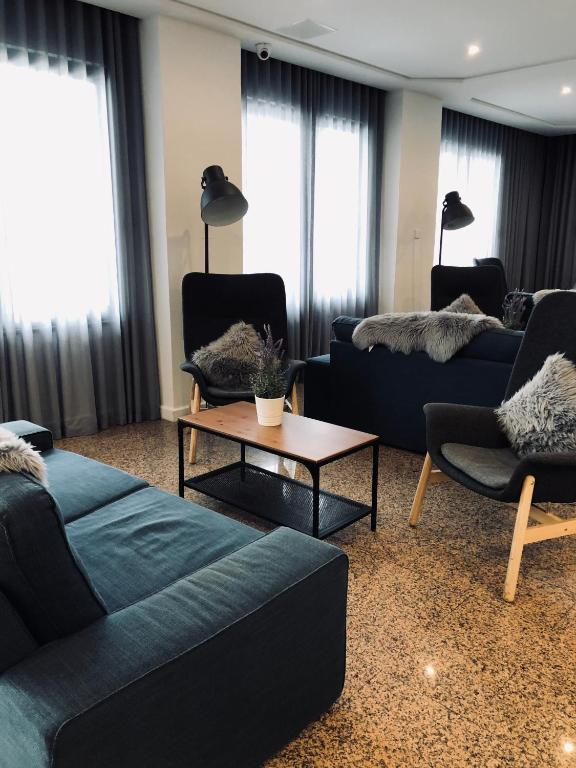 01.12 avion Bucuresti, Malta Sliema, Hotel Plaza Regency 361 EURO, 5 nopti, Mic dejun inclus