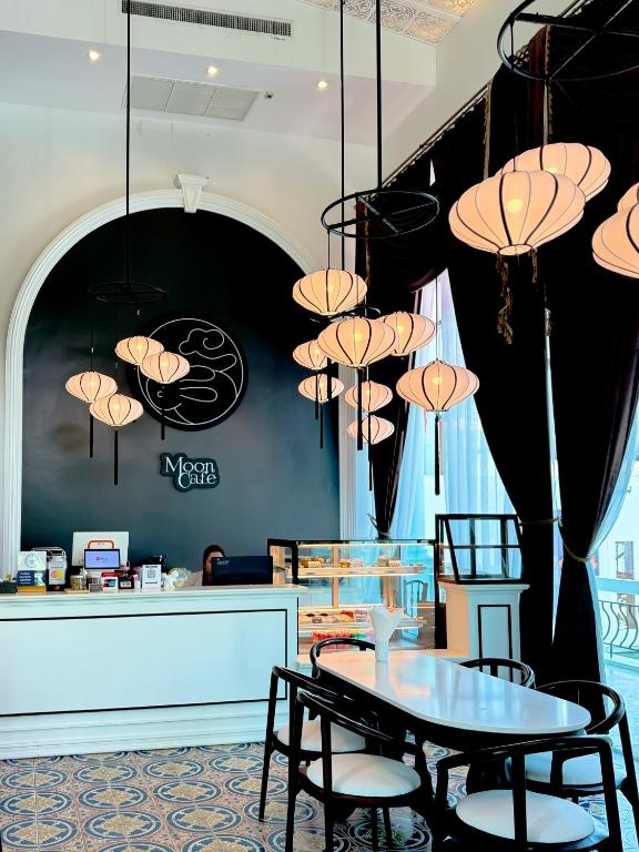 17.01 avion Bucuresti, Thailanda - Phuket , Grand Supicha City Hotel - SHA Plus 949 EURO, 7 nopti, Fara masa